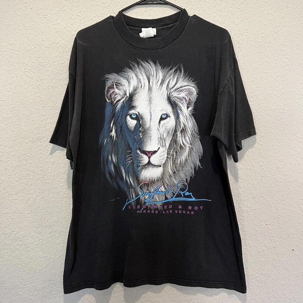 Vintage 90’s Habitat Siegfried And‎ Roy Lion Nature Shirt Size XL